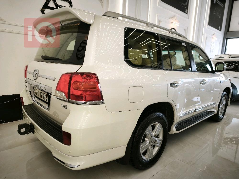 تويوتا لاندكروزر